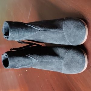 Toms booties